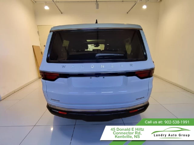 Jeep Wagoneer Series III 2022