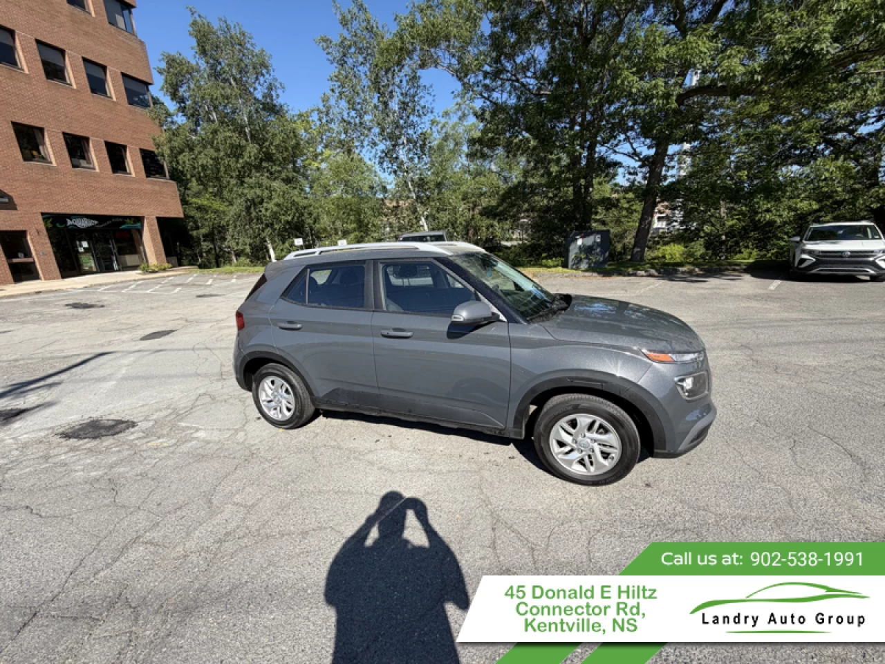 2025 Hyundai Venue Preferred IVT Main Image