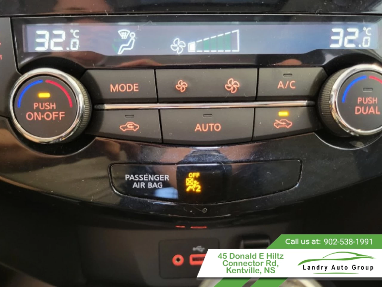 2023 Nissan Qashqai SV AWD Main Image