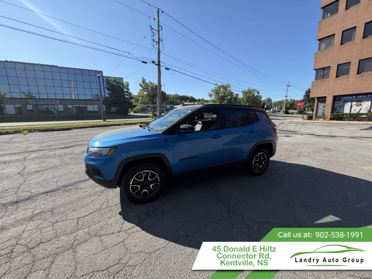 2024 Jeep Compass Trailhawk Main Image