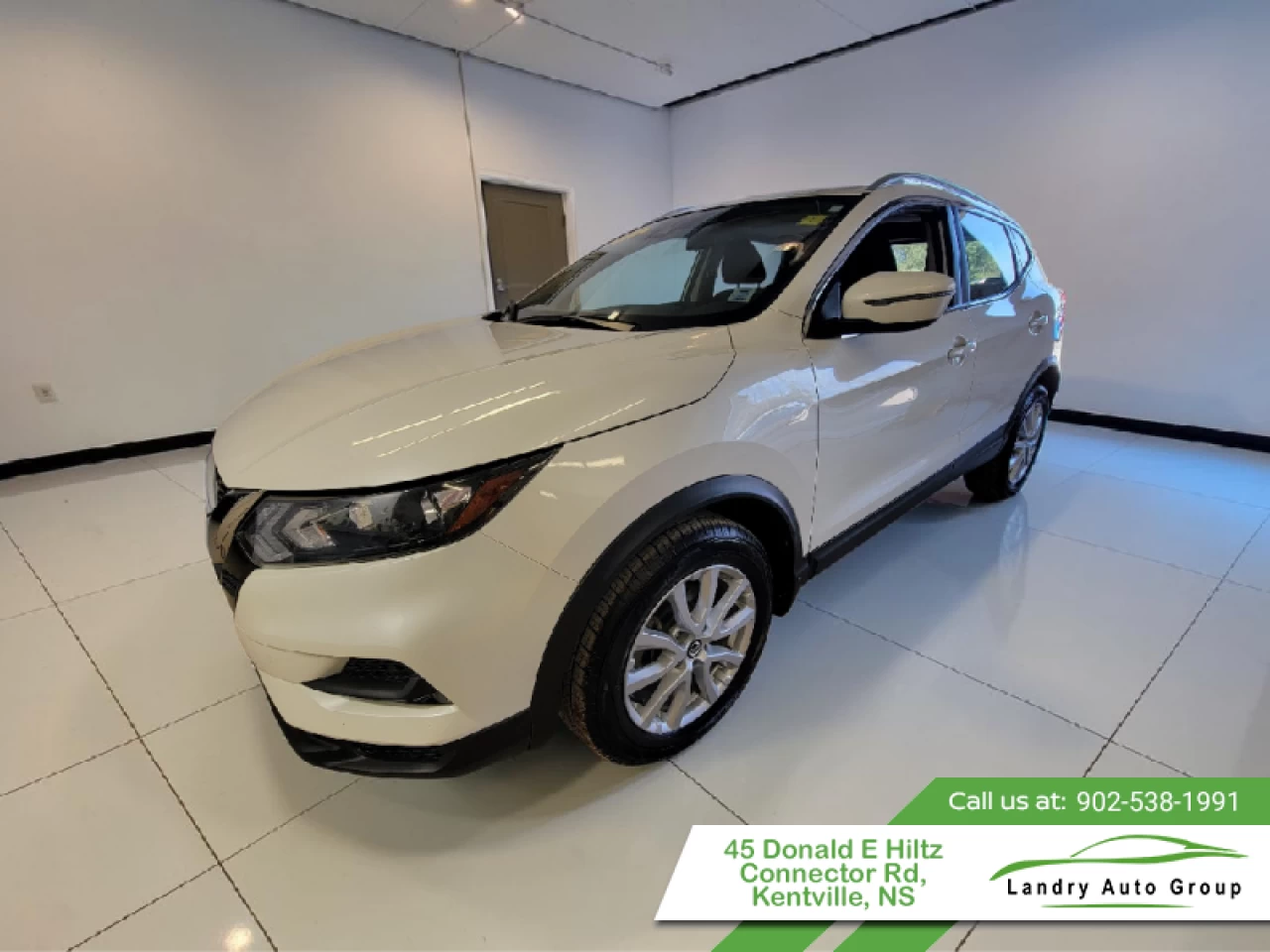 2023 Nissan Qashqai SV AWD Main Image
