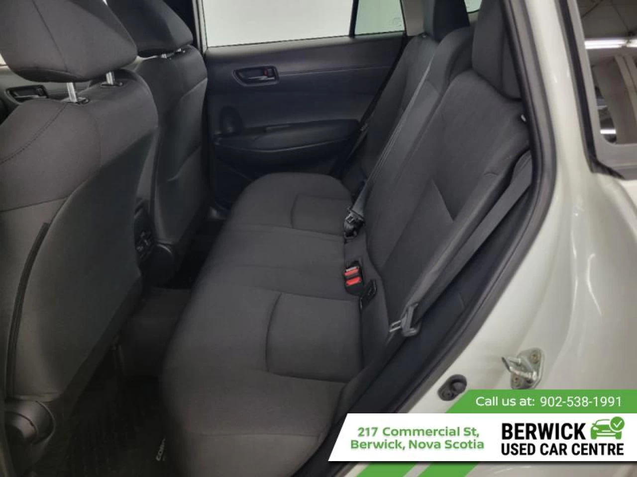 2023 Toyota Corolla Cross LE AWD Main Image