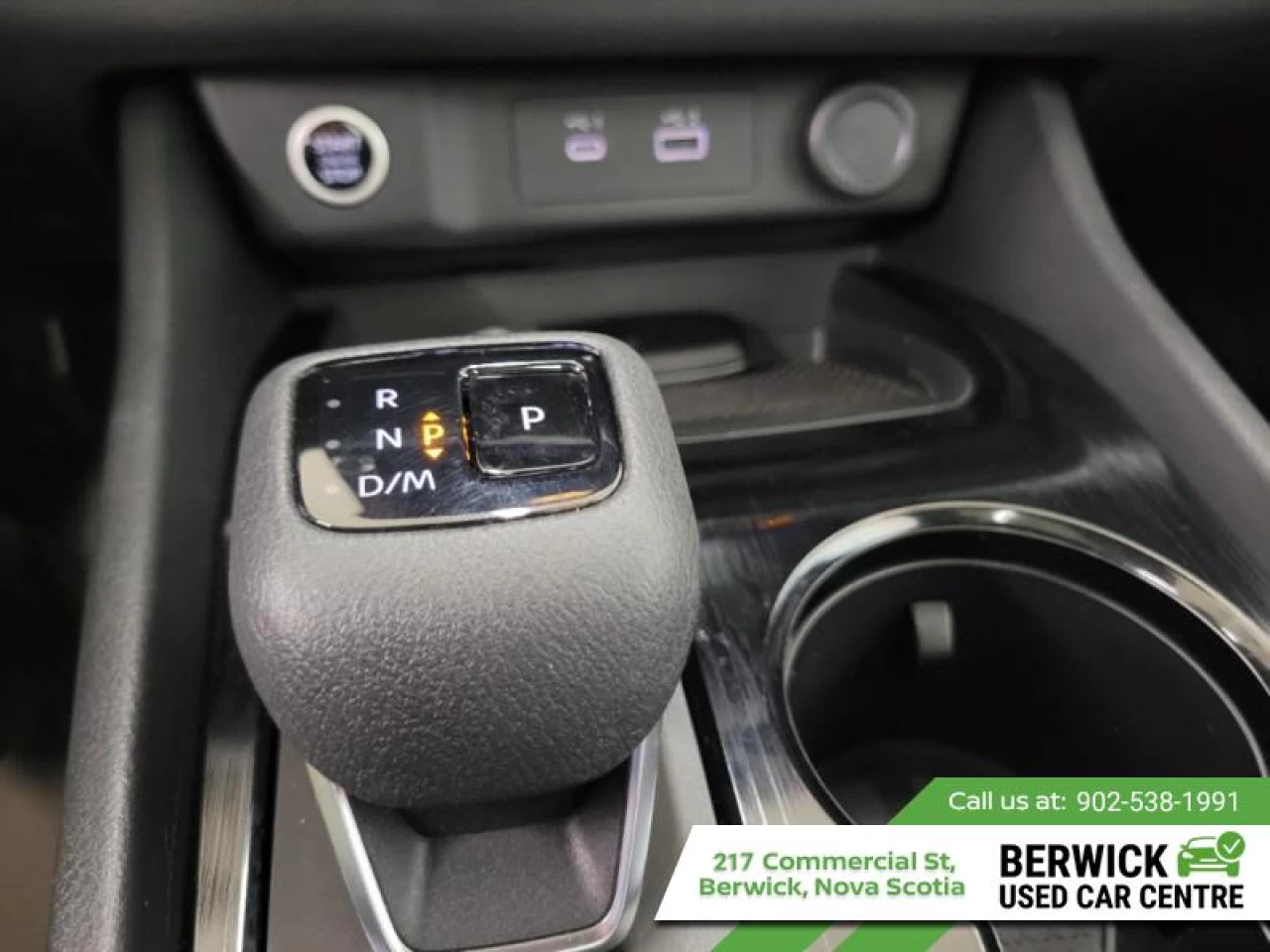 2023 Nissan Rogue SV Moonroof Main Image