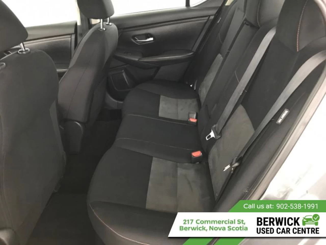 2021 Nissan Sentra SR CVT Main Image