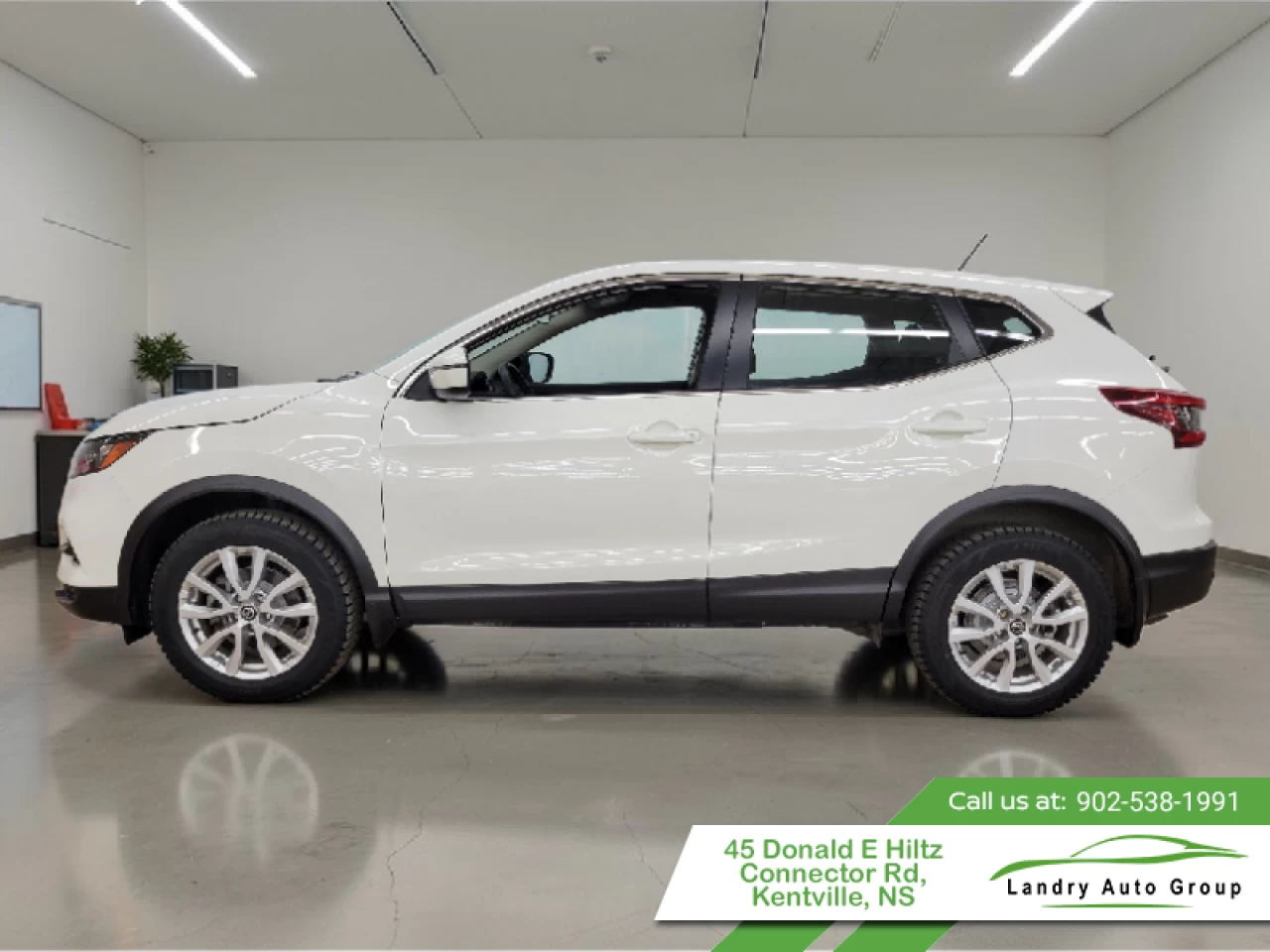 2023 Nissan Qashqai S AWD Main Image