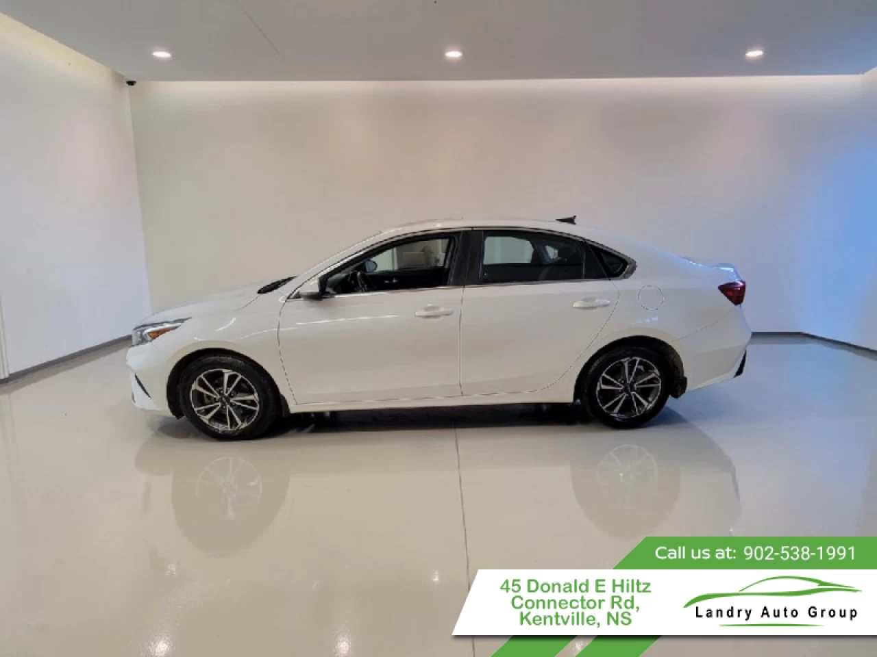 2022 Kia Forte EX Main Image