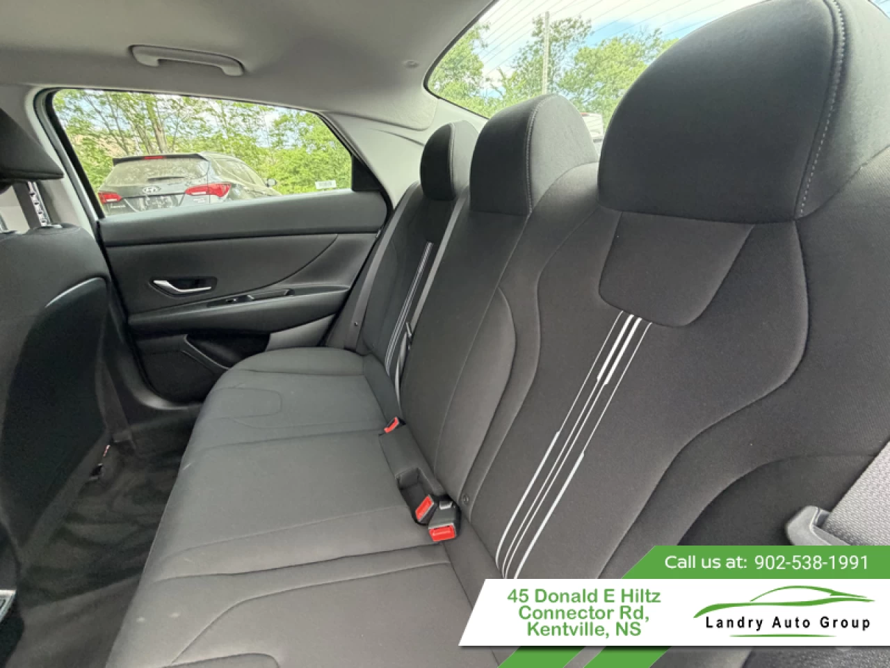 2025 Hyundai Elantra Preferred IVT w/Tech Pkg Main Image