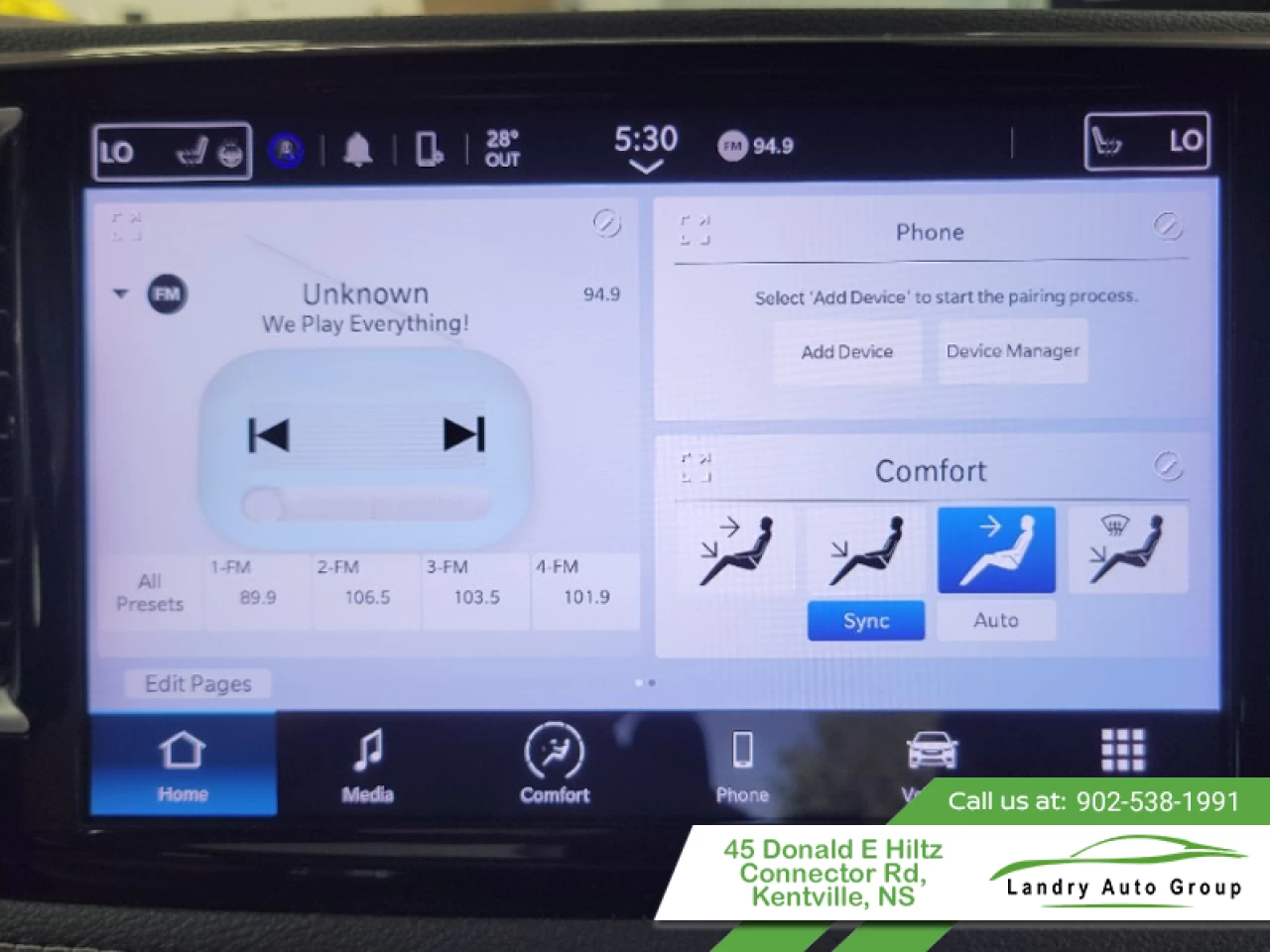 2023 Chrysler Pacifica Touring L Main Image