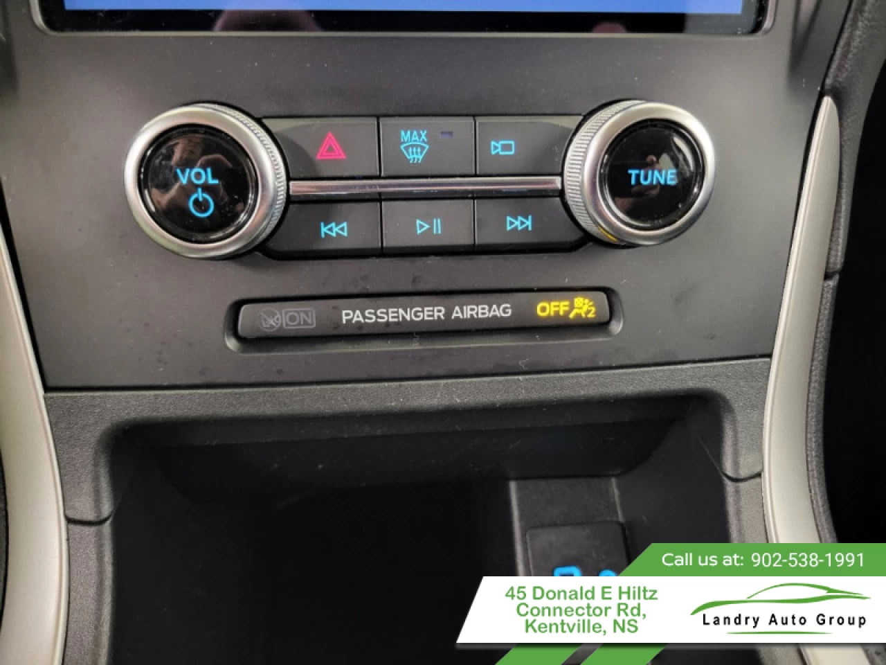 2024 Ford Edge SEL Main Image