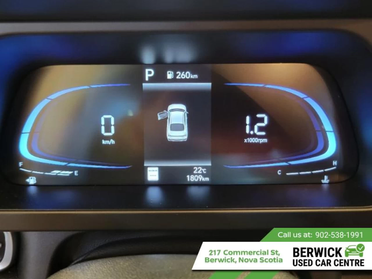2025 Hyundai Elantra Preferred Main Image