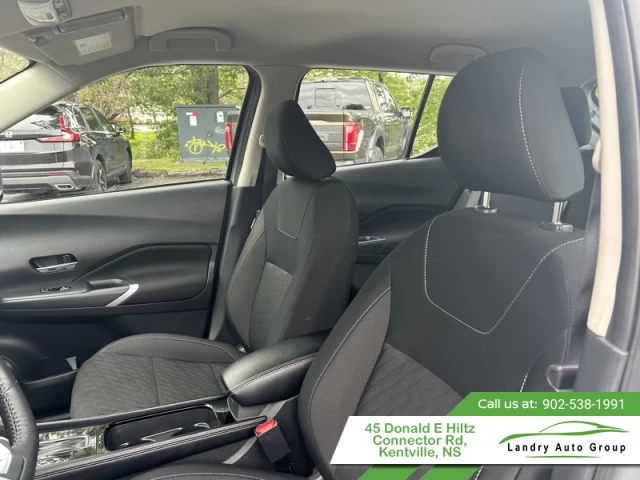 Nissan Kicks Play SV 2025