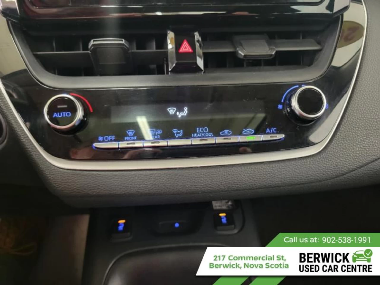 2022 Toyota Corolla L Main Image