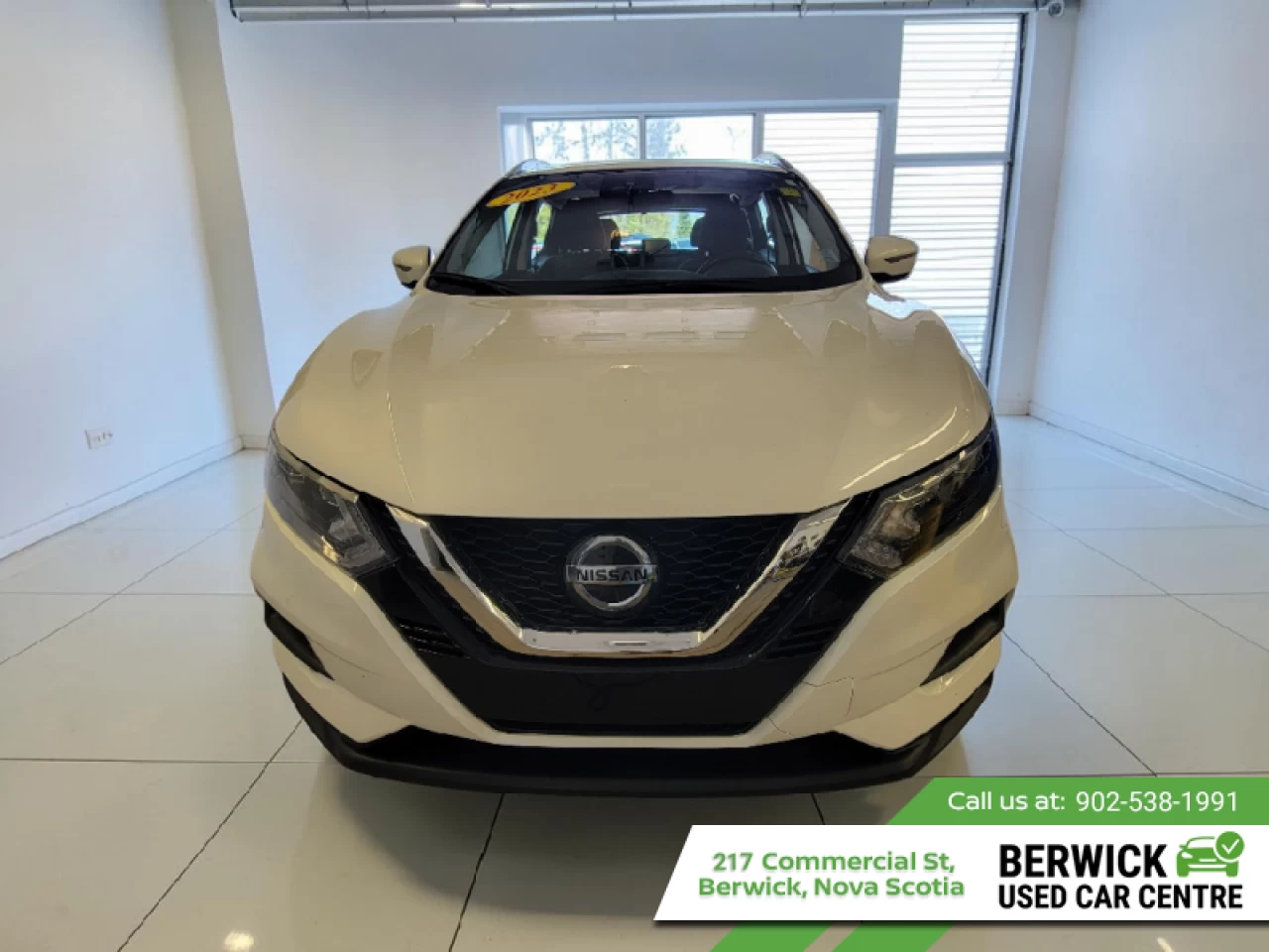 2023 Nissan Qashqai SV AWD Main Image