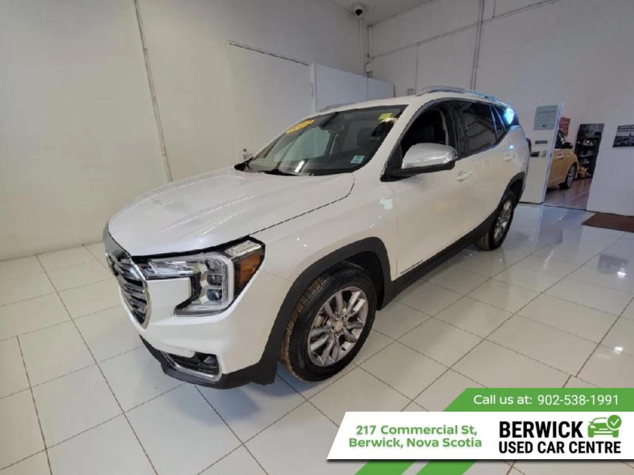 2022 GMC Terrain SLT Main Image