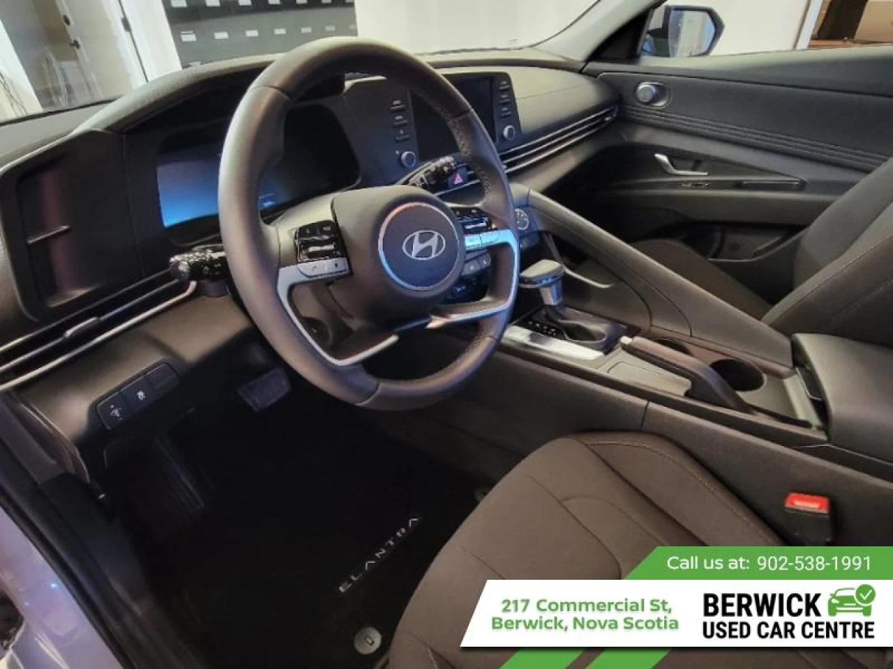 2025 Hyundai Elantra Preferred Main Image