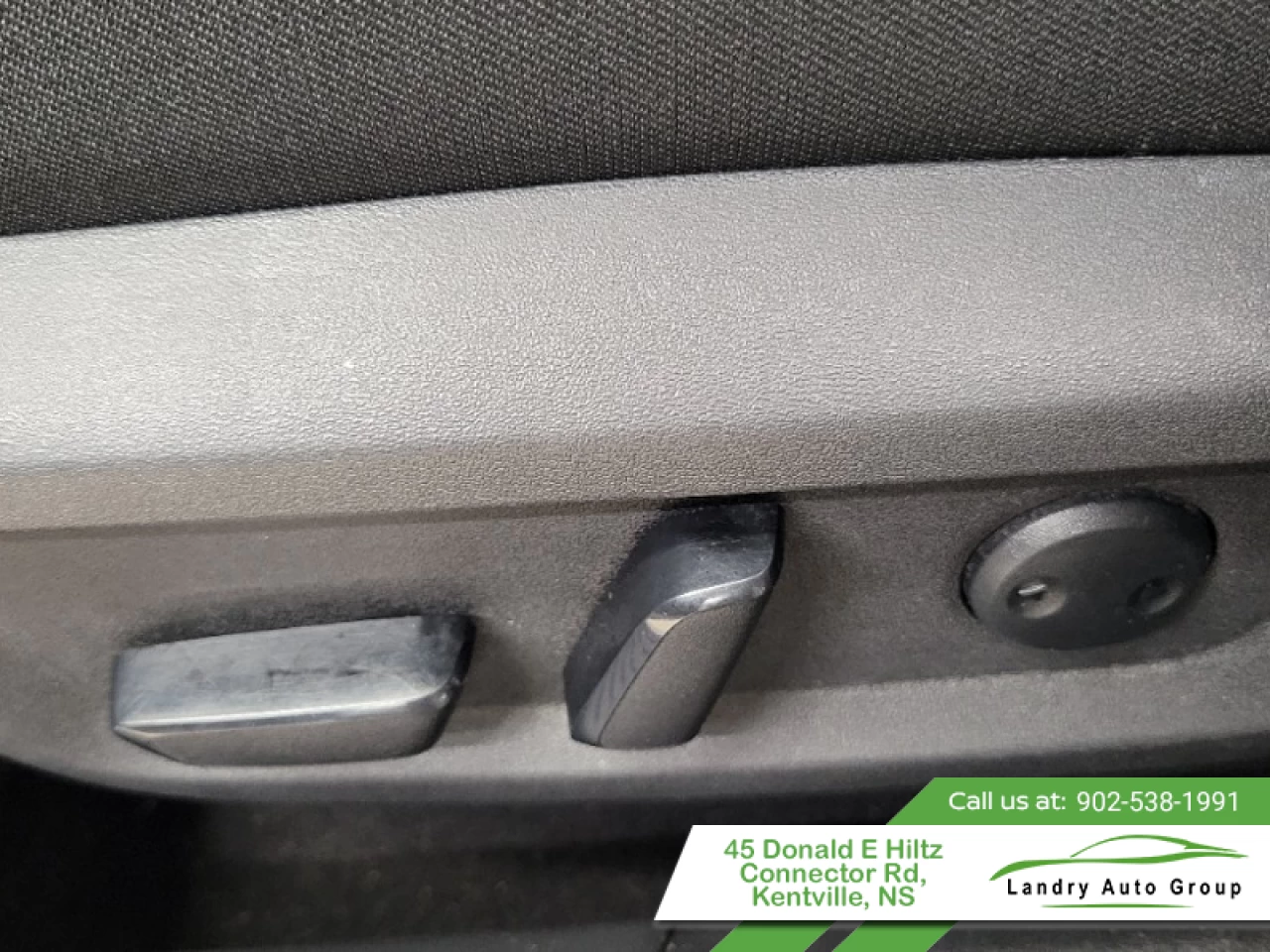 2025 Nissan Rogue SV Moonroof Main Image