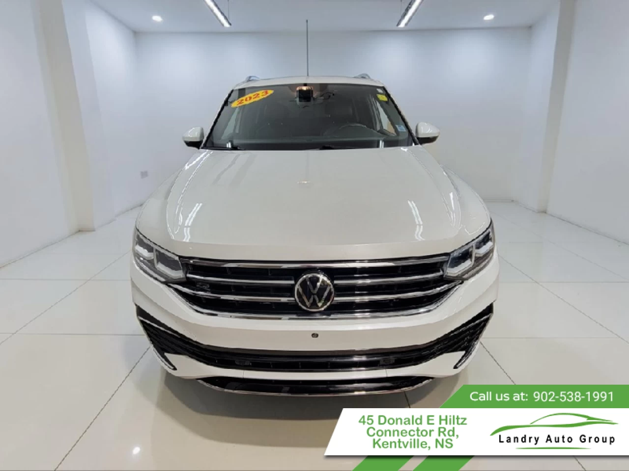 2023 Volkswagen Tiguan Highline R-Line Main Image
