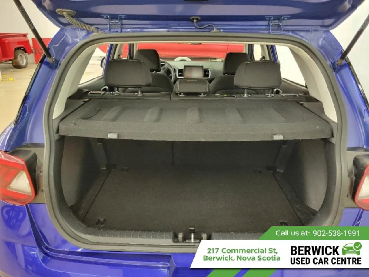 2024 Hyundai Venue Preferred Main Image