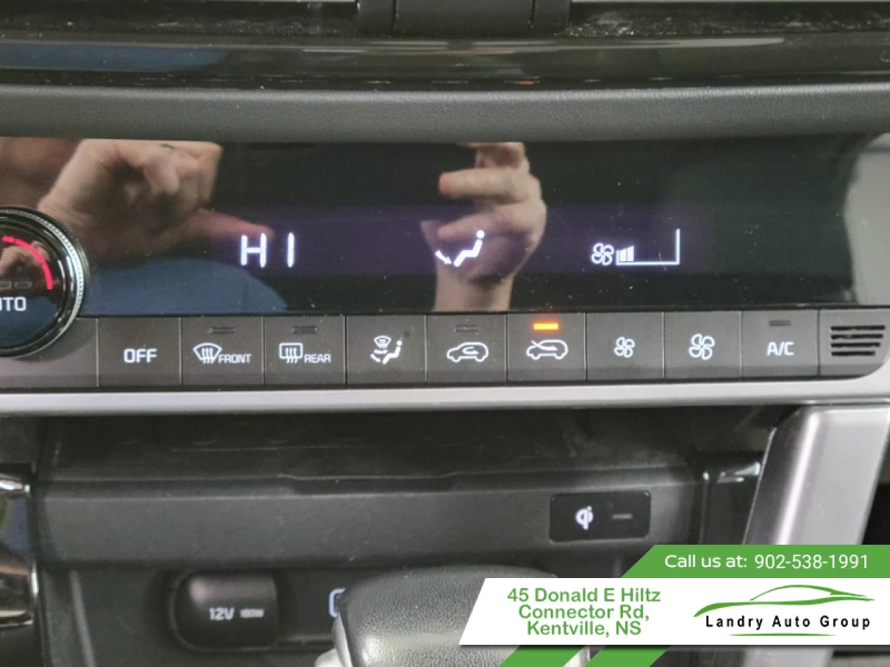 2023 Kia Seltos SX Turbo AWD w/Black Interior Main Image