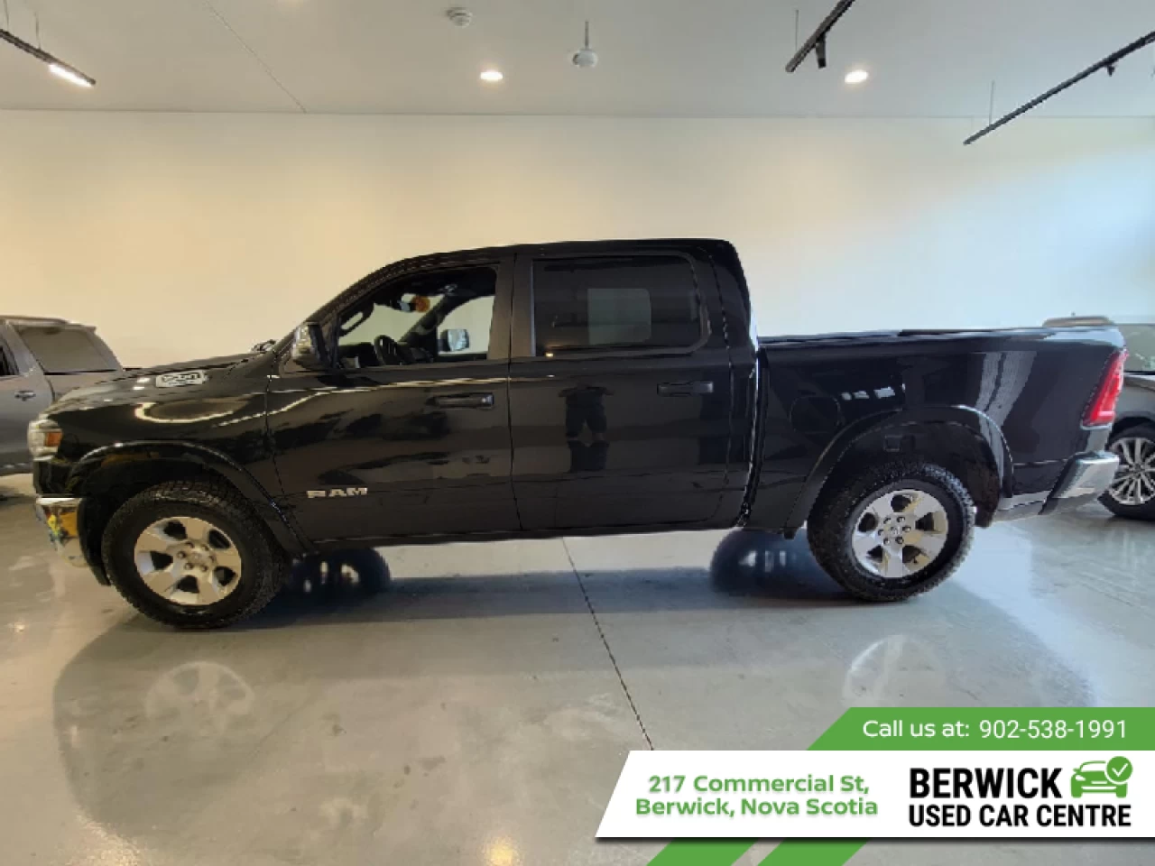 2025 Ram 1500 Big Horn Main Image