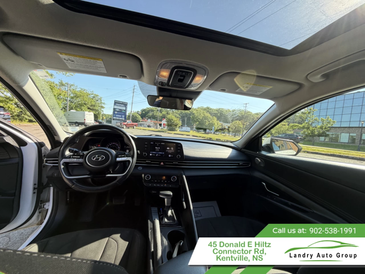 2021 Hyundai Elantra Preferred w/Sun & Tech Package IVT Main Image