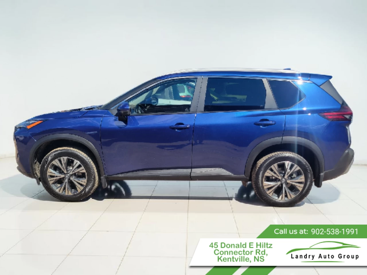 2023 Nissan Rogue SV Moonroof Main Image