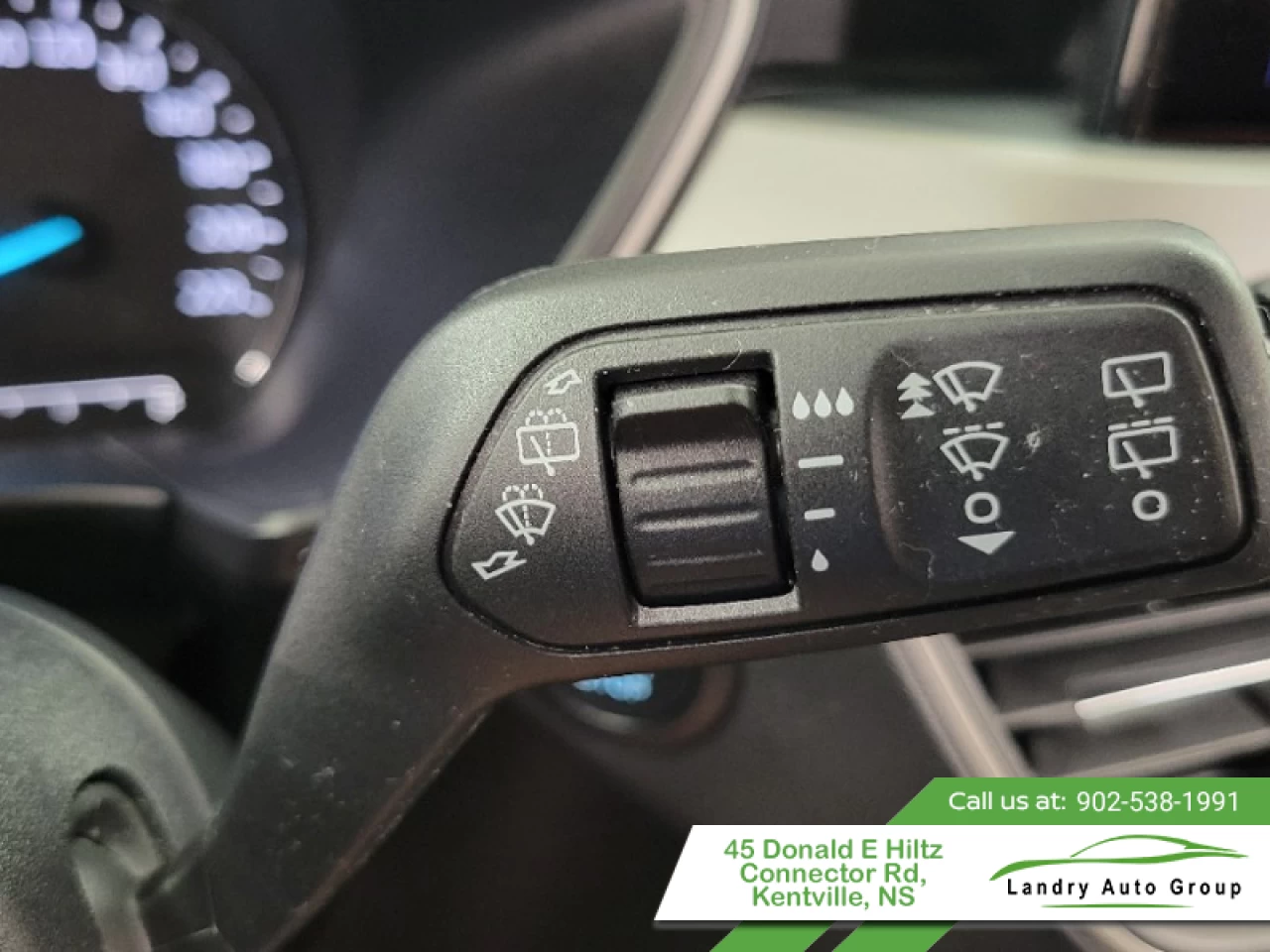 2022 Ford Escape SE Hybrid AWD Main Image