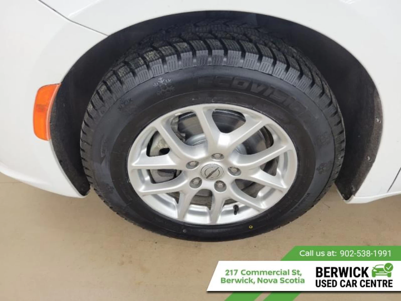 2023 Chrysler Pacifica Touring L Main Image