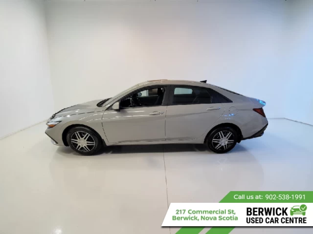 Hyundai Elantra Preferred 2025