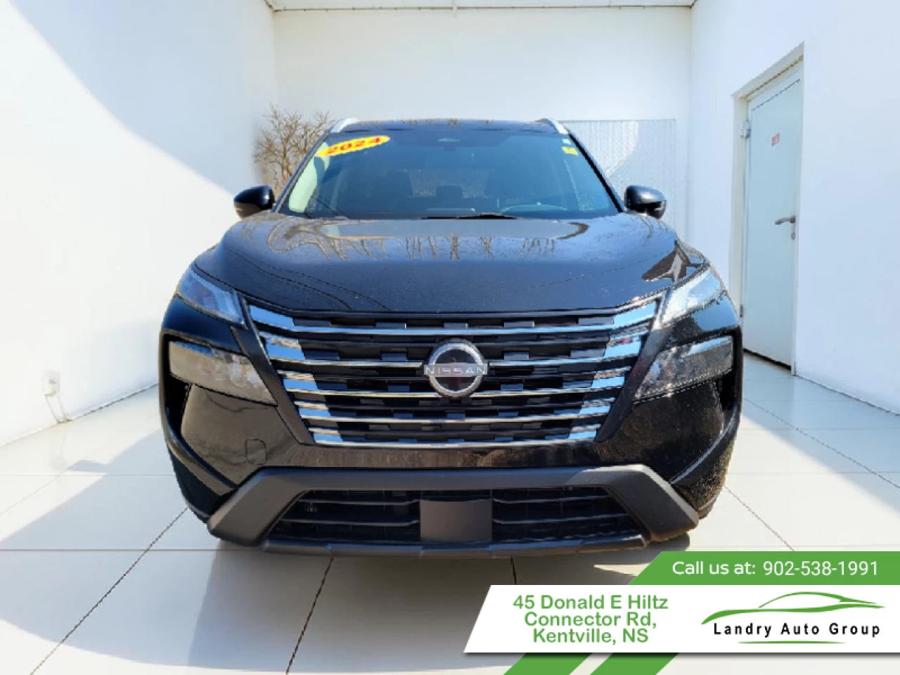 2024 Nissan Rogue SV Moonroof Main Image