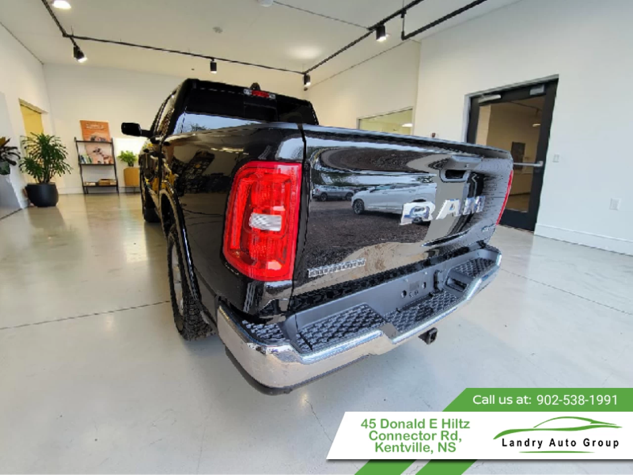 2025 Ram 1500 Big Horn Main Image
