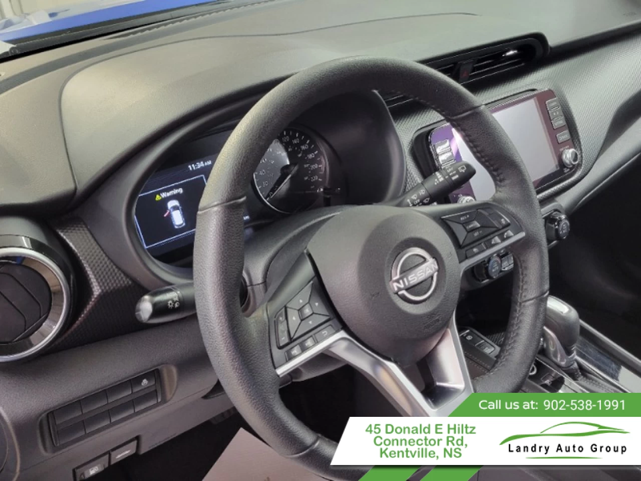 2025 Nissan Kicks Play SV Main Image