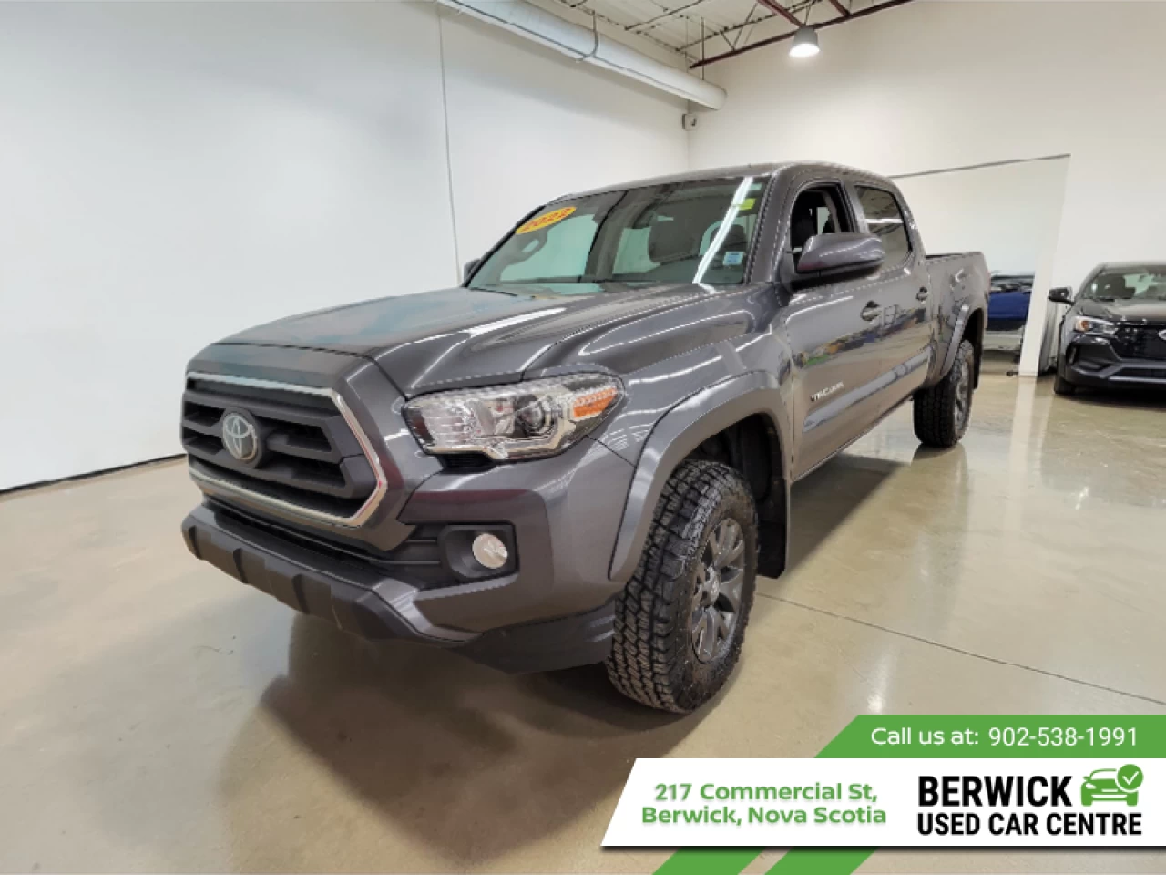 2022 Toyota Tacoma SR5 Main Image