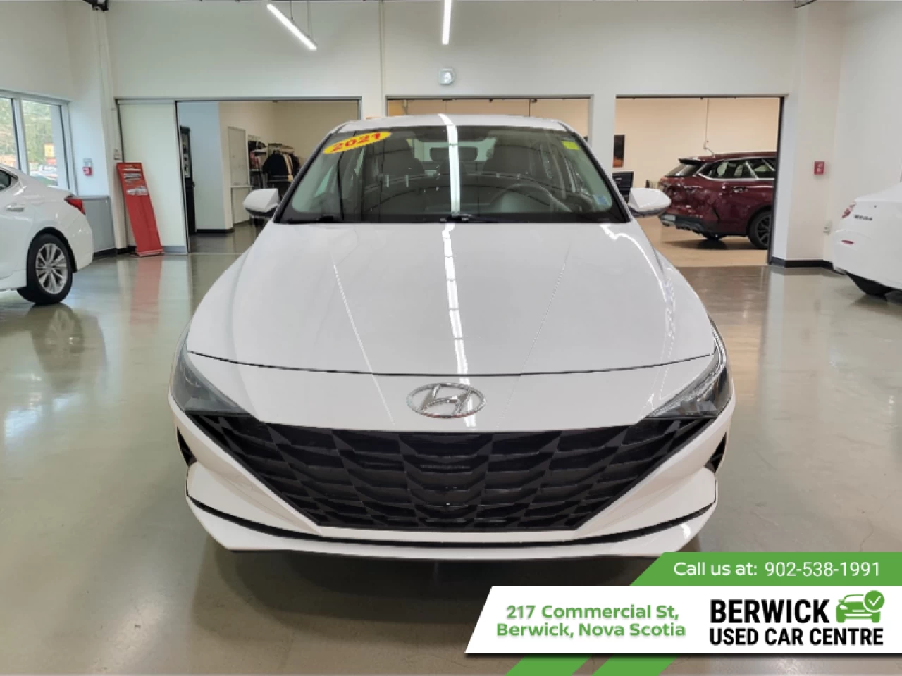 2021 Hyundai Elantra Essential Manual Main Image