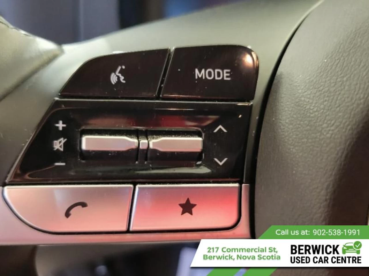 2025 Hyundai Elantra Preferred Main Image