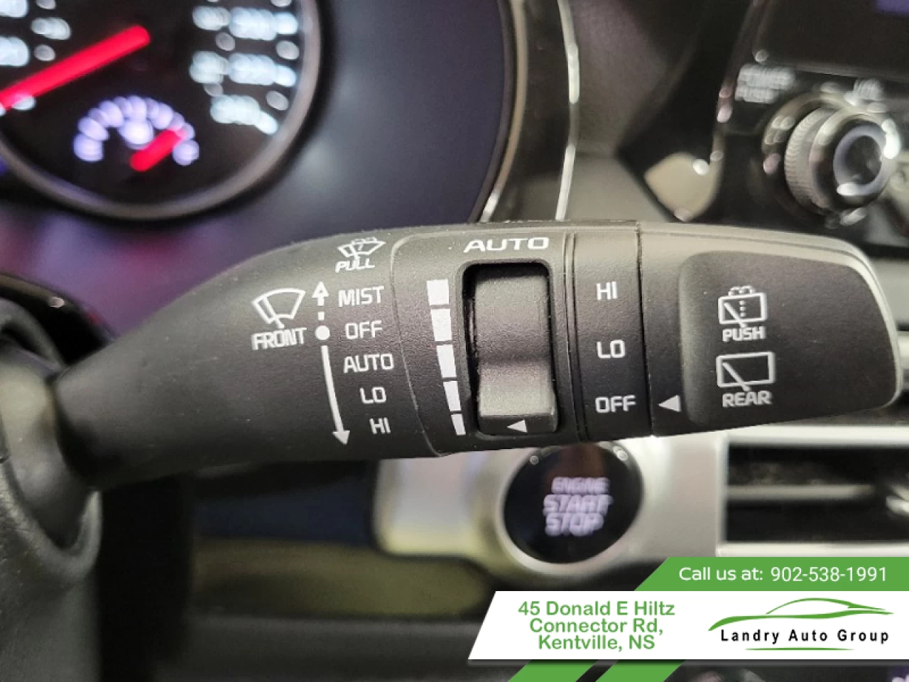 2023 Kia Seltos SX Turbo AWD w/Black Interior Main Image