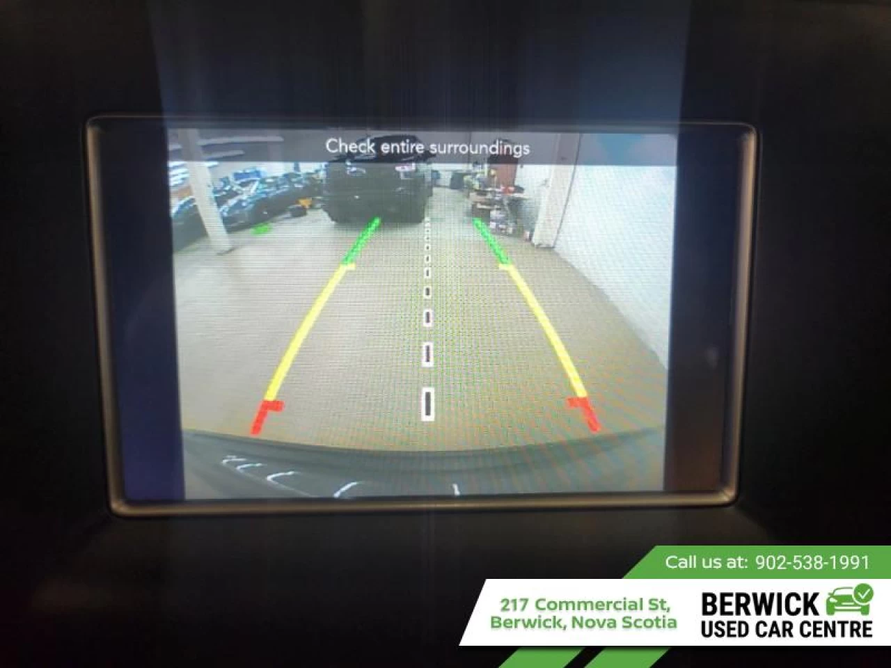 2019 Jeep Grand Cherokee Laredo E Main Image