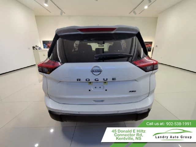 Nissan Rogue SV Moonroof 2025