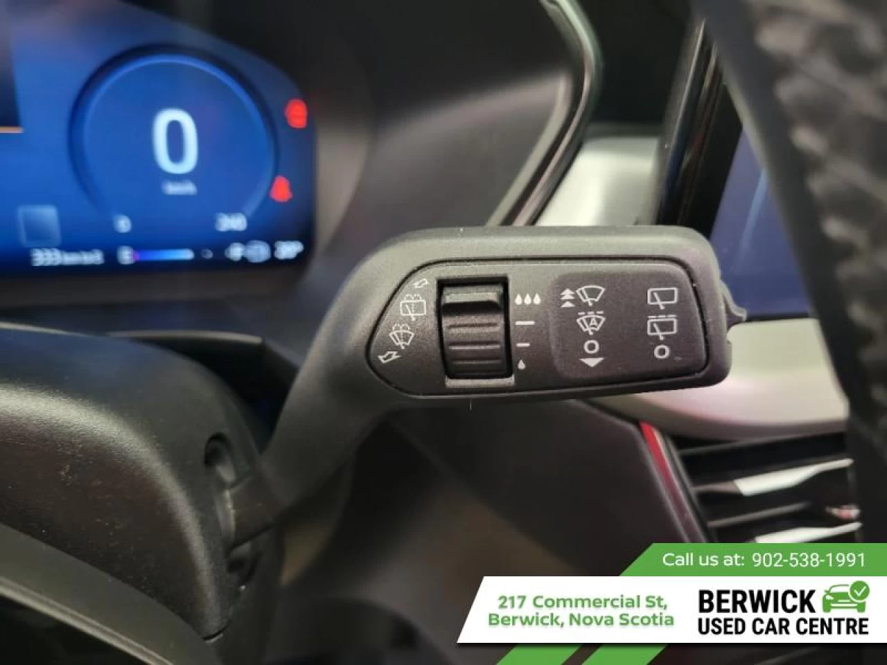 2024 Ford Escape Platinum Main Image