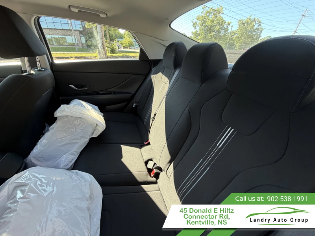 2021 Hyundai Elantra Preferred w/Sun & Tech Package IVT Main Image