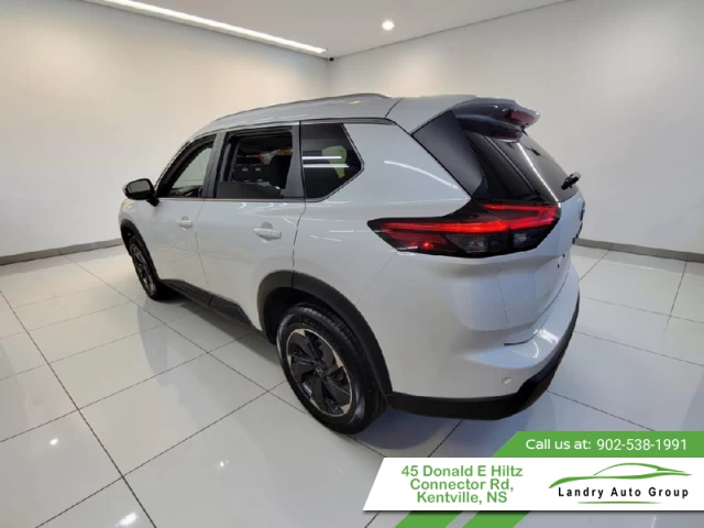 Nissan Rogue SV Moonroof 2025