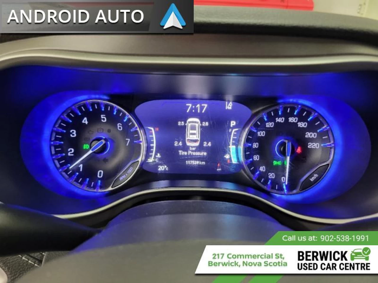 2023 Chrysler Pacifica Touring L Main Image